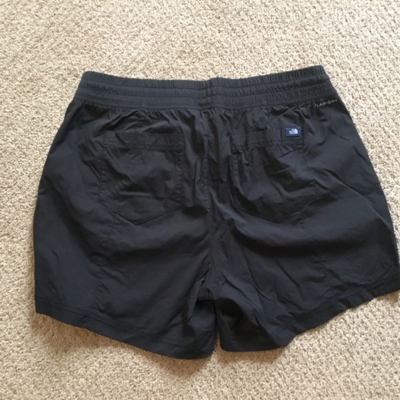 The North Face Women's Black Athletic Shorts - Picture 5 of 7
